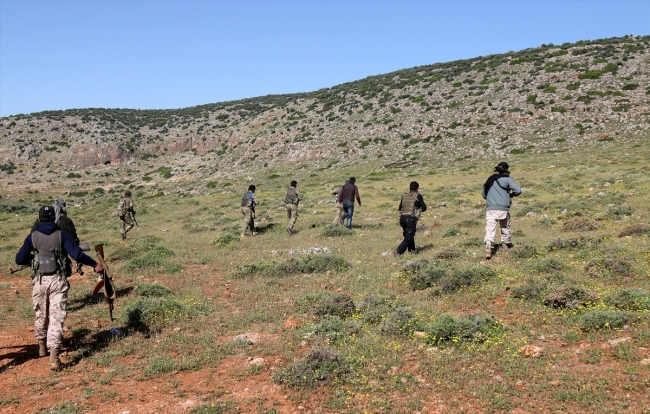 TSK ve ÖSO Afrin'de güvenliği güçlendiriyor